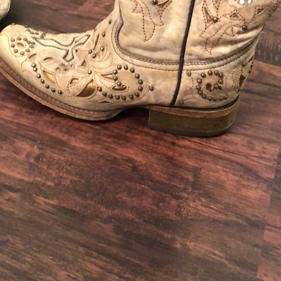 Corral women’s square toe boots size 7 worn once - Picture 4 of 5